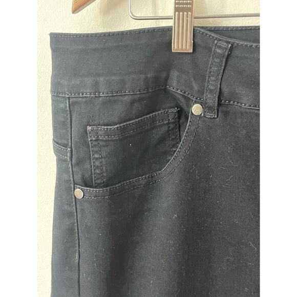 Between US Womens Straight Leg Jeans Size 24 Black Stretch High Rise Zip Casual - Picture 4 of 15